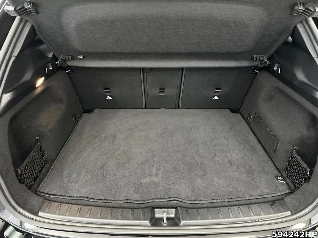 Mercedes-Benz GLA 180 AMG Line