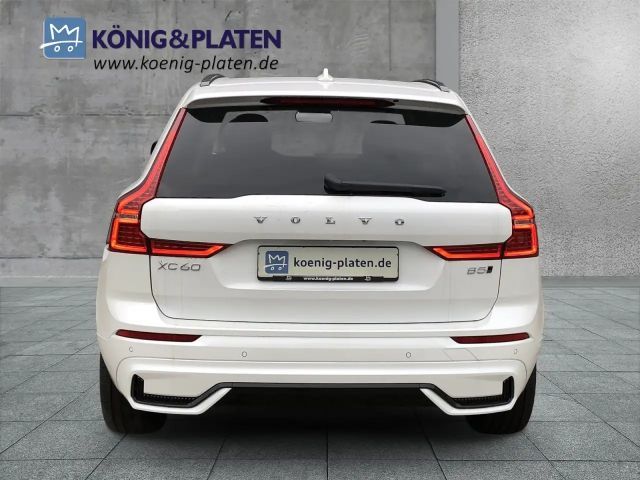 Volvo XC60 AWD Dark Plus