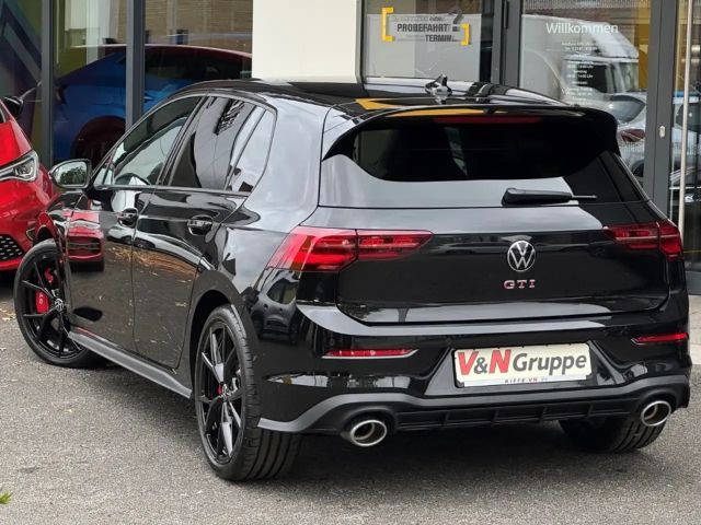 Volkswagen Golf 2.0 TSI GTI