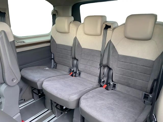 Volkswagen Multivan 2.0 TDI DSG Style T7