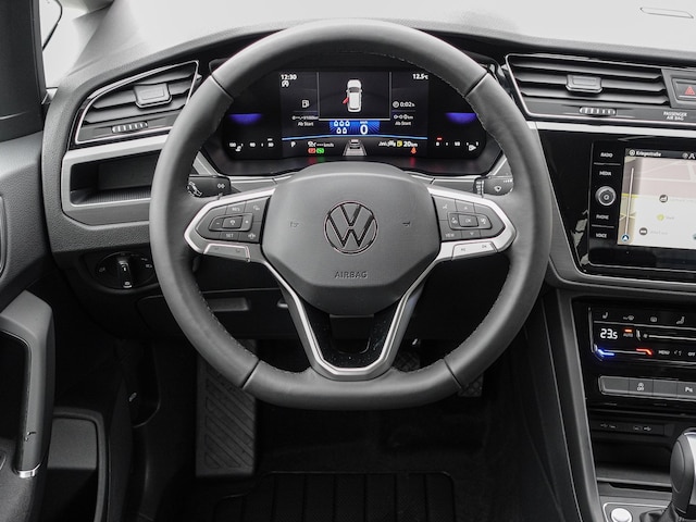 Volkswagen Touran 1.5 TSI DSG