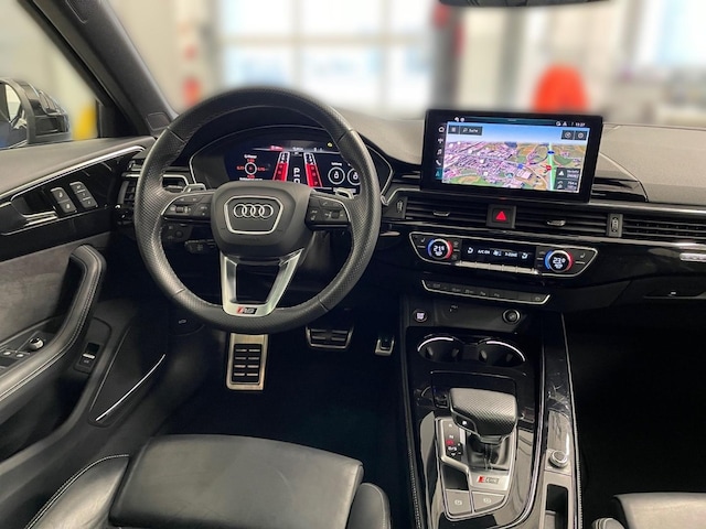 Audi RS4 Avant Quattro