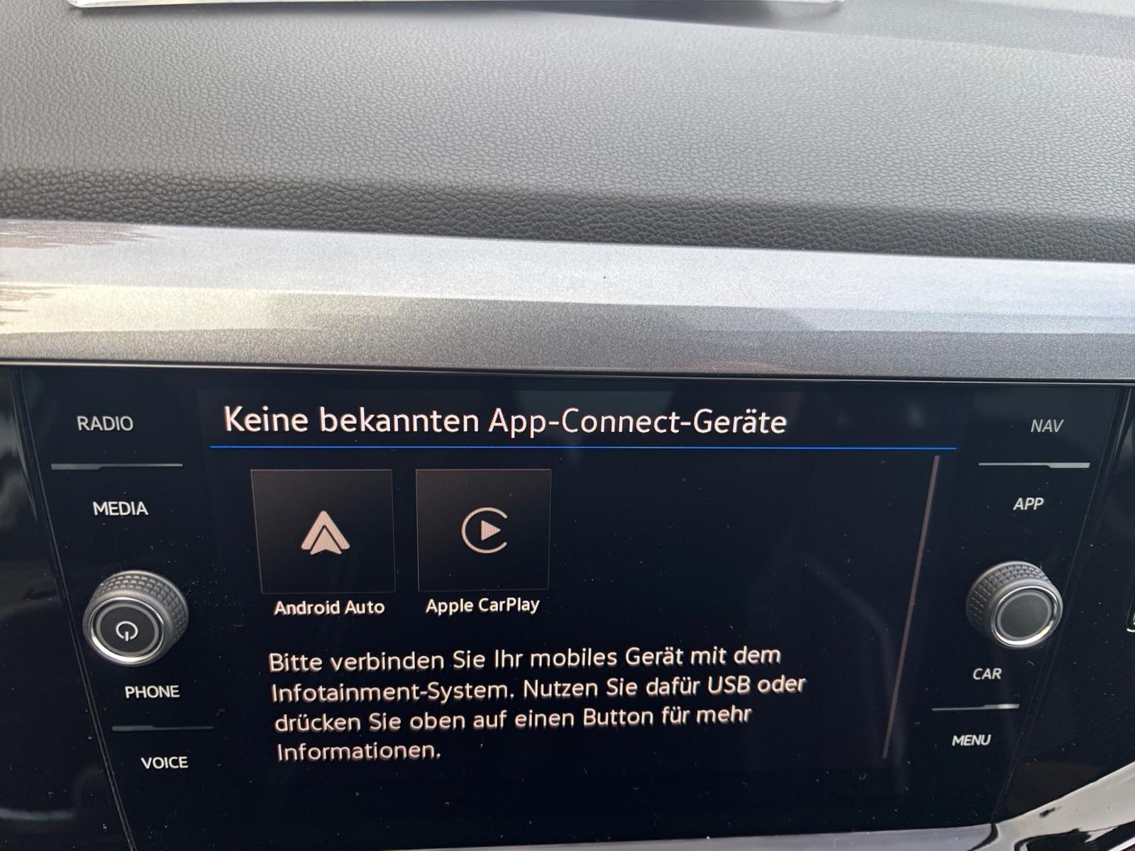 Volkswagen Taigo 1.0 TSI DSG Style