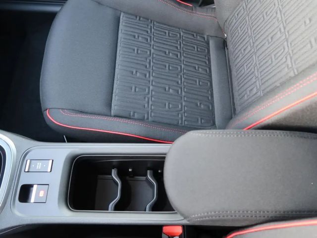 Fiat 600e RED Apple Carplay Android Auto Klima PDC