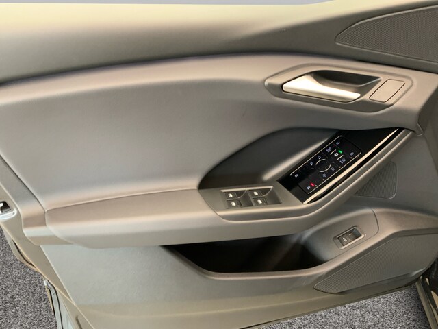 Audi Q6 e-tron SUV e-tron Audi Q6 SUV e-tron