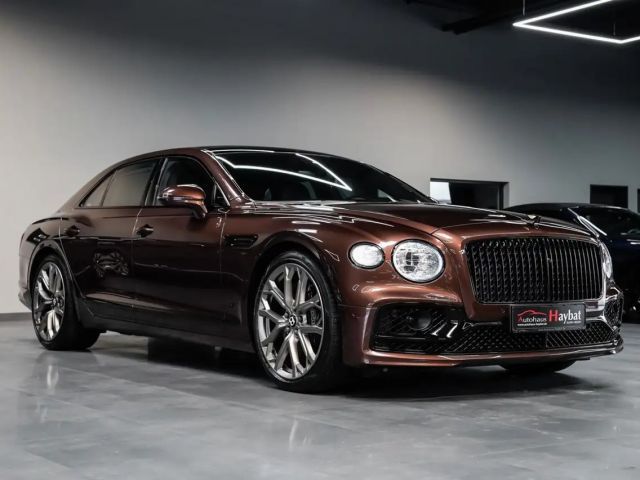 Bentley Flying Spur V8