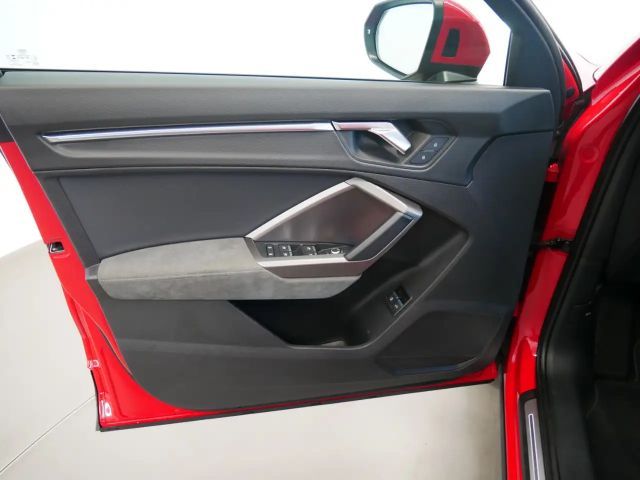 Audi Q3 45 TFSI Hybride