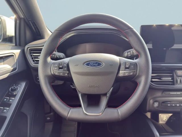 Ford Focus EcoBoost ST Line Wagon