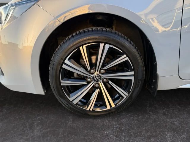 Toyota Corolla Hybride Team D