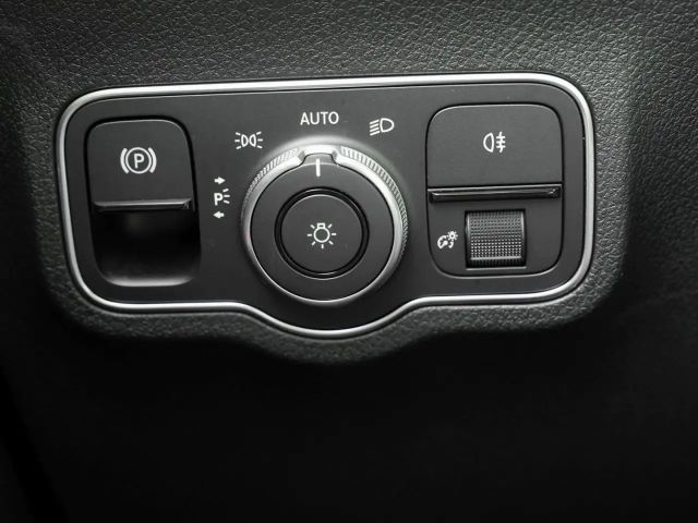 Mercedes-Benz EQB 350 4MATIC Progressive