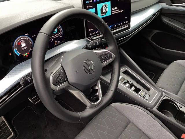 Volkswagen Golf 2.0 TDI DSG Variant