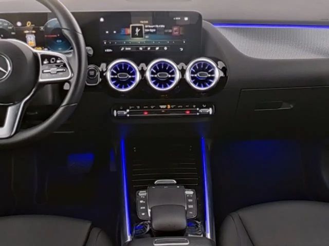 Mercedes-Benz EQA 300 4MATIC Advanced