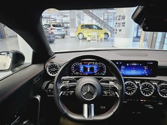 Mercedes-Benz CLA 250 AMG Line