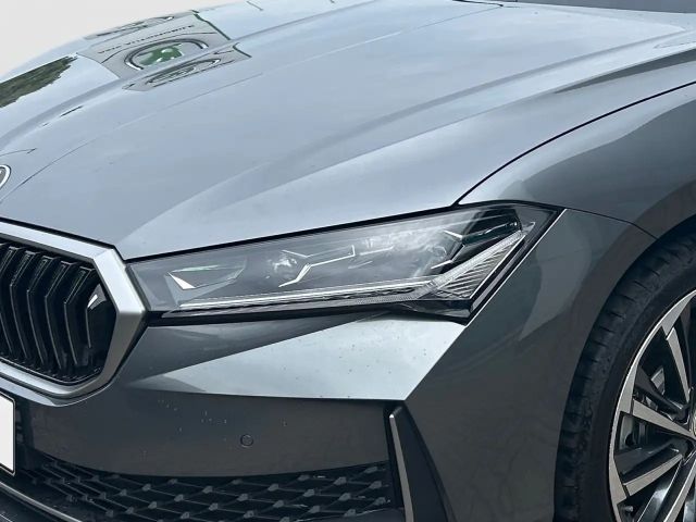 Skoda Superb Combi iV