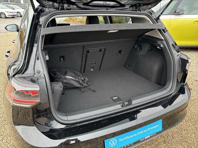 Volkswagen Golf Style eHybrid