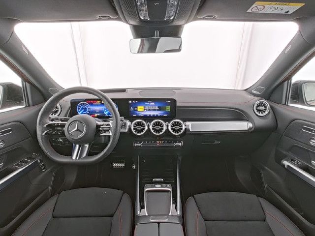 Mercedes-Benz EQB 250