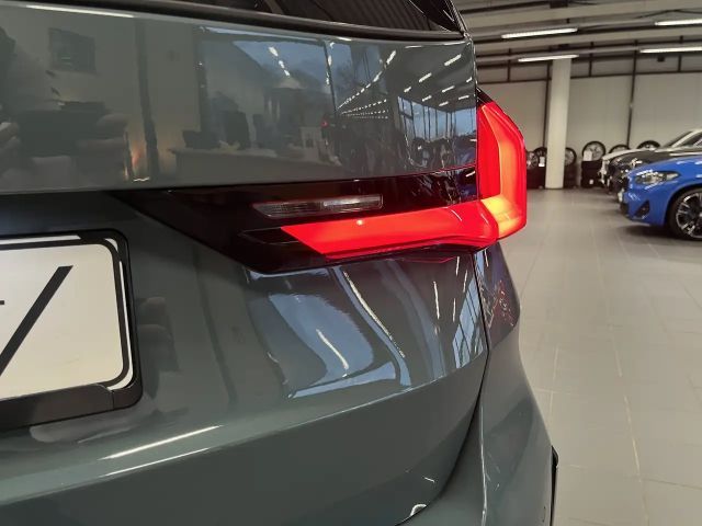 BMW X1 xDrive23d xLine HUD PANO ACC AHK 360°KAM RFK