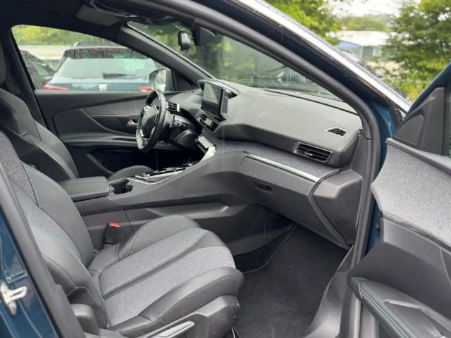 Peugeot 3008 Allure Pack EAT8 HDi