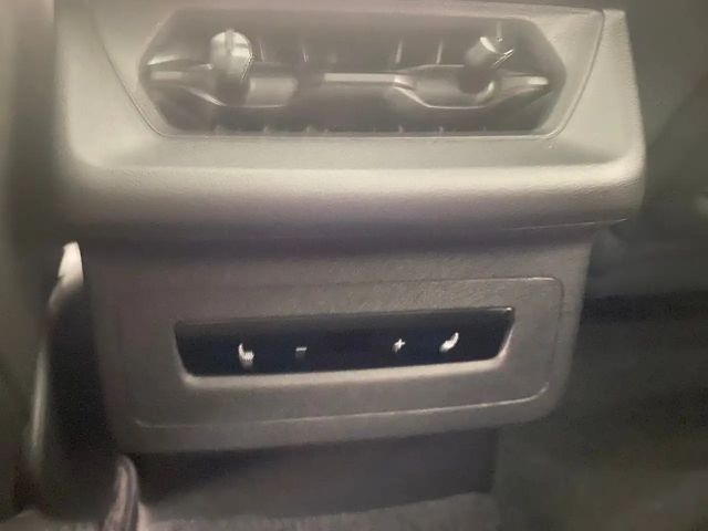 Audi Q6 e-tron Quattro