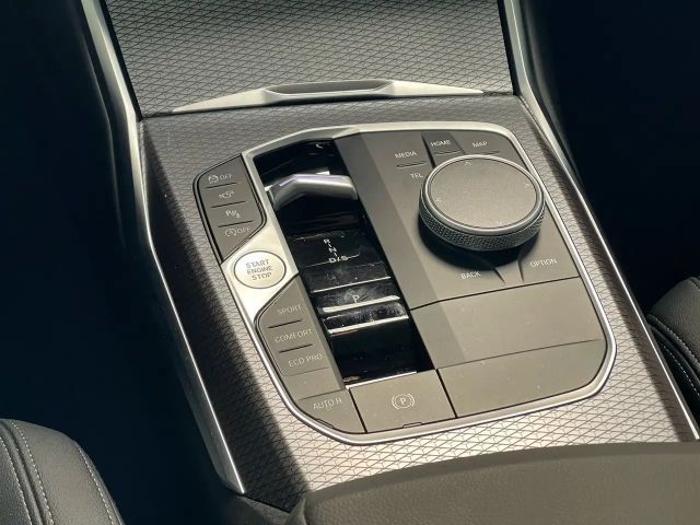 BMW 330 330i M-Sport Touring xDrive