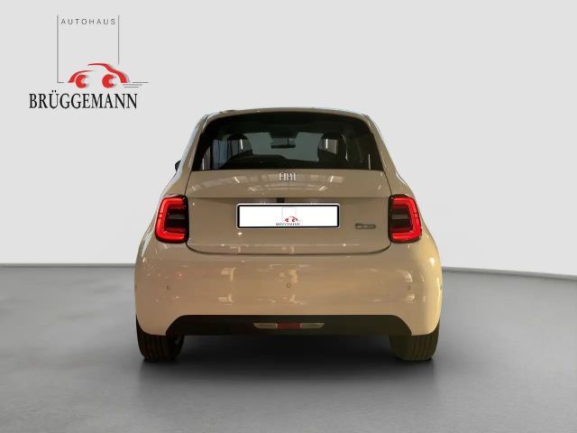 Fiat 500e + Komfort Paket, Style Paket