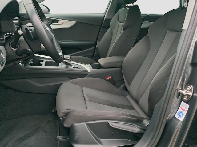 Audi A4 40 TDI Avant S-Line S-Tronic