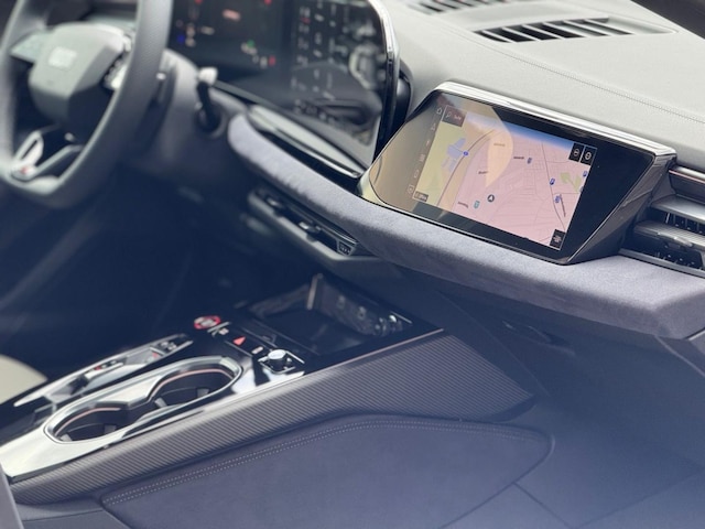 Audi A6 e-tron Avant Quattro