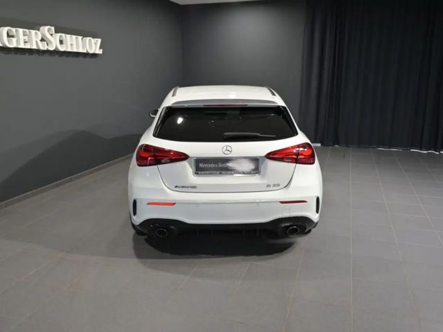 Mercedes-Benz A 35 AMG 4MATIC AMG Line