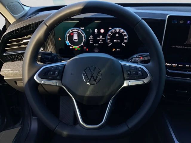 Volkswagen Passat 1.5 TSI DSG Variant