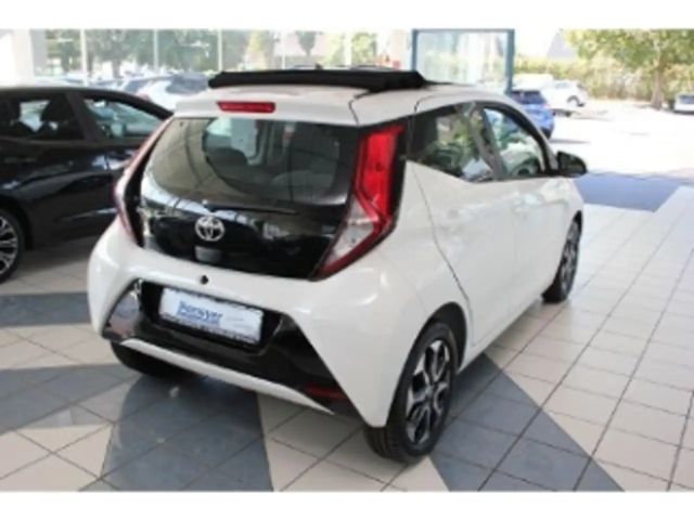 Toyota Aygo X Hatchback X-sky