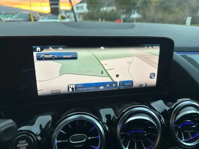 Mercedes-Benz GLA 200 4MATIC AMG Line GLA 200 d