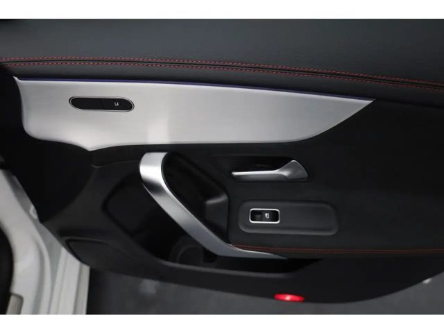 Mercedes-Benz CLA 200 AMG Line Shooting Brake