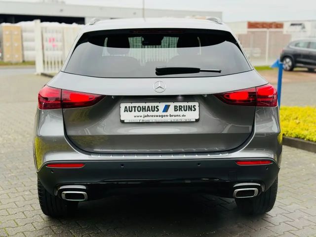 Mercedes-Benz GLA 180 Progressive