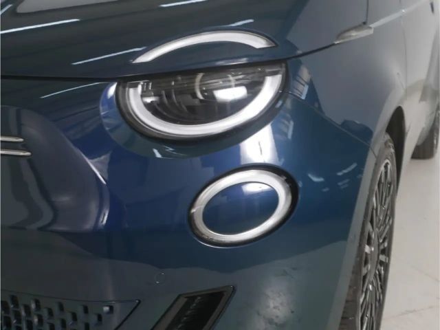 Fiat 500e by Bocelli