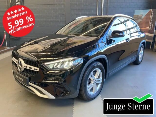 Mercedes-Benz GLA 200 Progressive