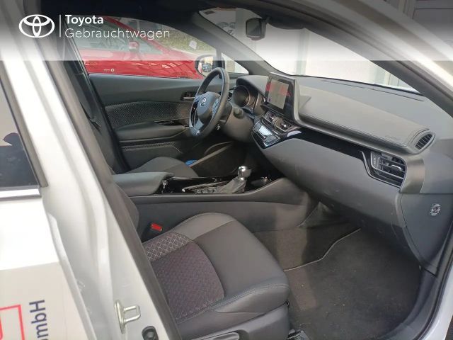 Toyota C-HR Hybride Team D