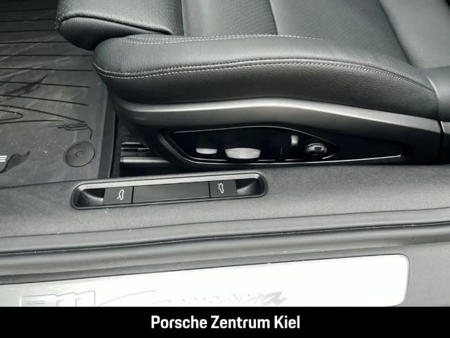 Porsche 992 Carrera Coupé