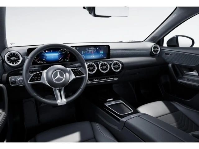 Mercedes-Benz A 220 4MATIC Progressive