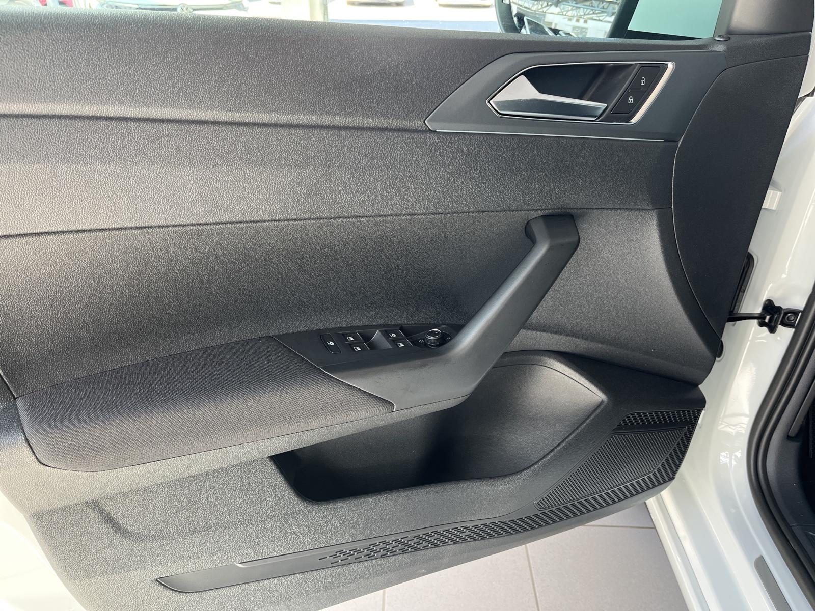 Volkswagen Taigo 1.0 TSI DSG R-Line