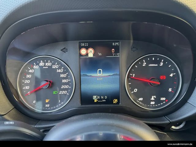 Mercedes-Benz T 180 T 180 d LED Navi Parkp.Kamera MBUX Autom. SHZ