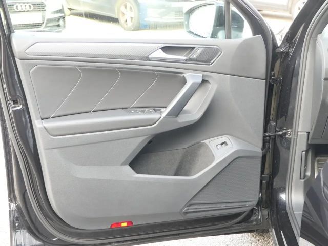 Volkswagen Tiguan 4Motion DSG R-Line