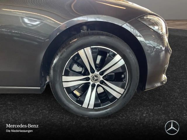 Mercedes-Benz C 200 AVANTGARDE Estate