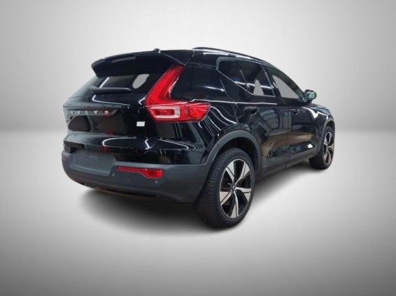 Volvo XC40 Plus