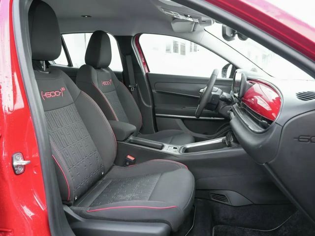 Fiat 600e RED EDITION 54kWh VOLLELEKTRO