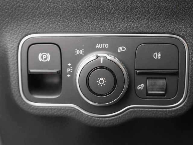 Mercedes-Benz GLA 250 4MATIC AMG Line