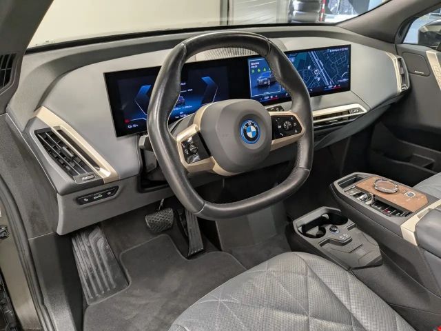 BMW iX xDrive40