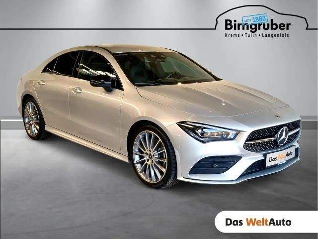 Mercedes-Benz CLA 200 Sedan