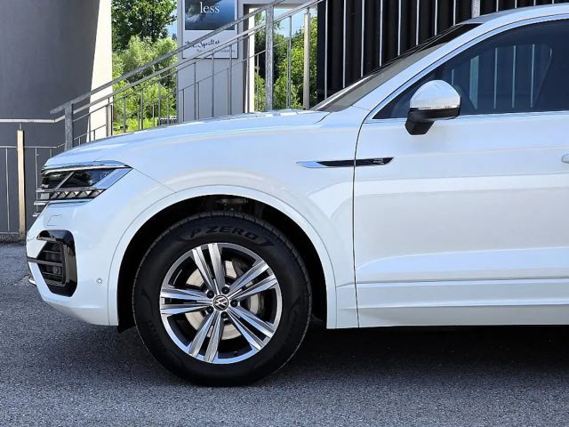 Volkswagen Touareg 4Motion R-Line