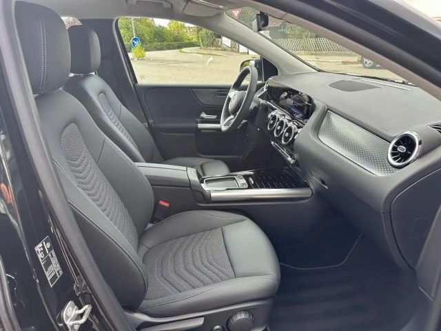 Mercedes-Benz B 200 Progressive