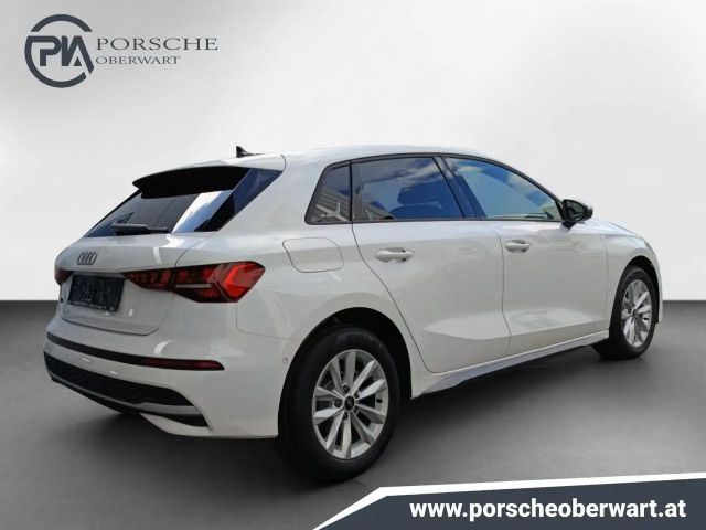 Audi A3 30 TFSI Sedan